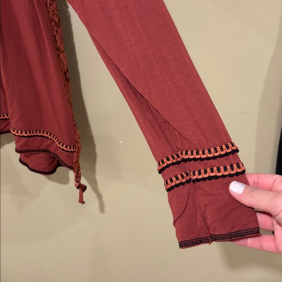 POL patchwork rust pullover - Picture 2 of 4